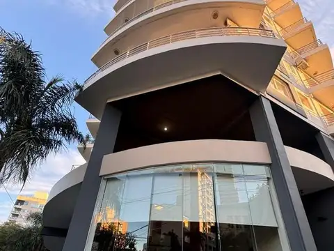 DF767 - DEPARTAMENTO EN VENTA EDIF. ALTOS DE POSADAS