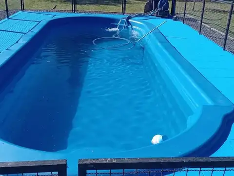 CASA QUINTA 4 AMBIENTES PILETA PARRILA PARQUE