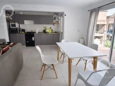 Juan Domingo Peron al 2200