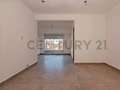 Avenida Francia 800, Piso 8