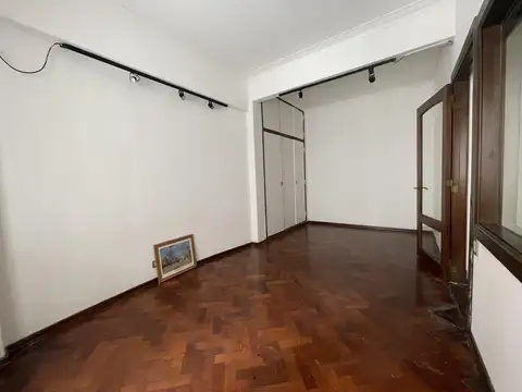 Cordoba y Reconquista | Buen Edificio | Escelente Estado | Apto Vivienda u Oficina