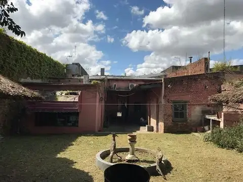 Venta casa antigua casco histórico San Antonio de Areco - apto comercial/residencial