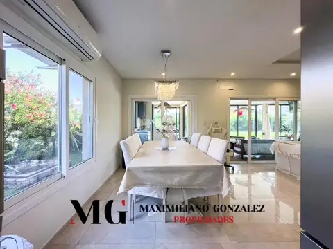 Casa 4 ambientes con 3 baños