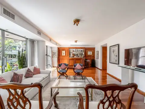 Departamento 5 ambientes con 4 baños