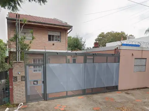 MONOAMBIENTE AMPLIO AMOBLADO AL FRENTE SIN EXPENSAS.