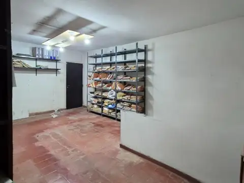 Oficina en Venta con 4 cocheras