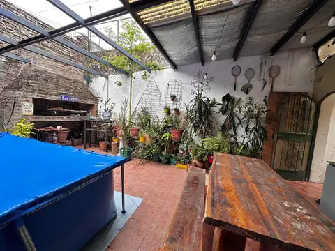 Casa 4 ambientes con 1 baño