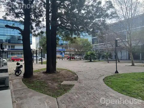 Oficina en Alquiler en Pilar, $ 650.000