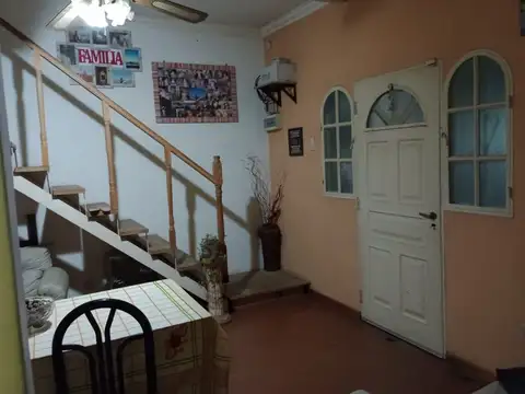 Depto Tipo Casa en Venta en Caseros, USD 75.000
