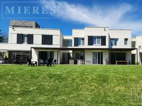 Casa a la laguna  en alquiler temporario en Santa María de Tigre!