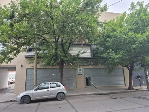 ALQUILER - Local Comercial en calle Urquiza al 1500 - Local 2