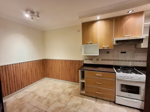 Depto Tipo Casa en Venta 18 años