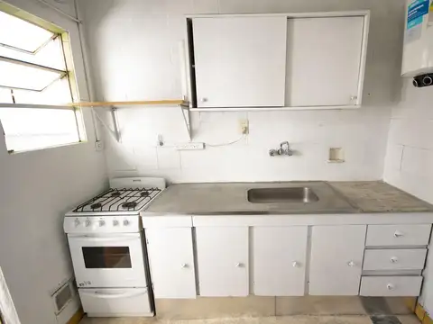 Departamento en Venta en La Lucila-Vias/Maipu, USD 115.000