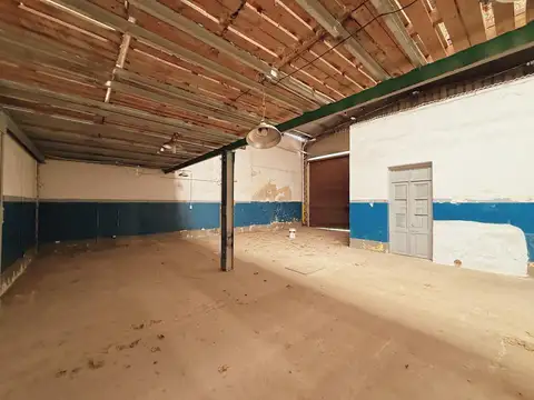 Ov. Lagos 4599 - Local En Esquina Con Galpon En Alquiler - Alvear, Rosario