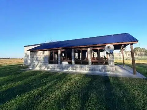 Local en Venta en General Lavalle, USD 1