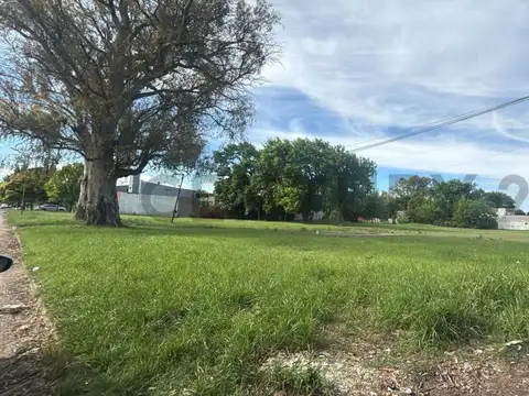 Terreno en Venta 30  mts Fondo