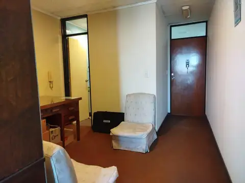 VENTA DEPARTAMENTO AL FRENTE LUMINOSO APTO PROFESIONAL CON VISTA A PLAZA  
