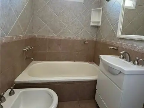 Departamento 3 ambientes con 1 baño