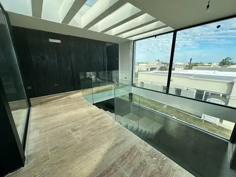 CASA EN VENTA - EL NAUDIR