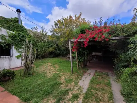 Casa en Venta con 1 cochera