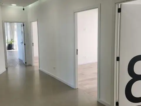 EN ALQUILER OFICINA EQUIPADA, PISO 7 - ESCOBAR