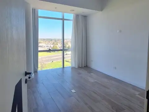 Local en Alquiler en Belen de Escobar, $ 8.500.000