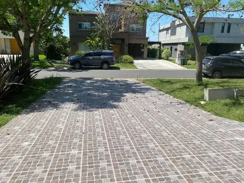 Casa en Venta en Nordelta Los Lagos, USD 448.000