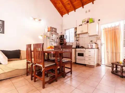 Depto Tipo Casa en Venta de 2 dormitorios