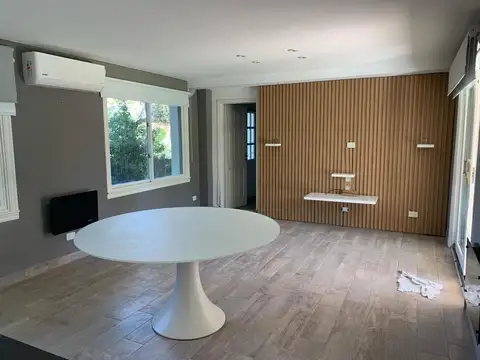 Casa 4 ambientes con 4 baños