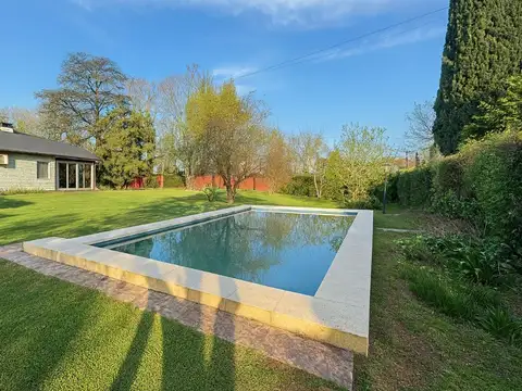 CASA QUINTA 4 AMBIENTES EN MORENO. FINANCIACION