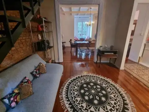 Depto Tipo Casa en Venta de 5 ambientes