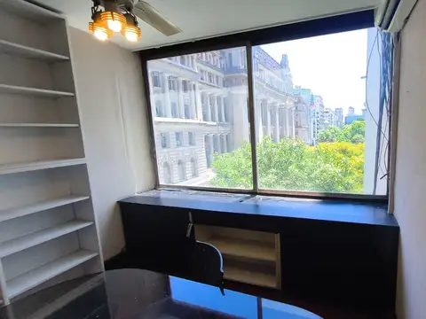 Oficina en Venta en Tribunales, USD 32.000