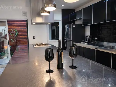 Humboldt al 1300 entre Av. Niceto Vega y Av. Córdoba