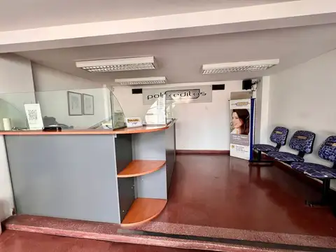 Oficina Monoambiente con 5 baños