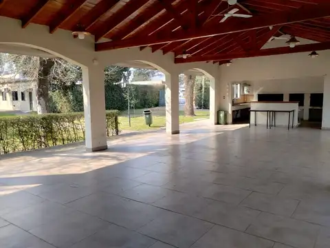 Casa en Venta en Las Brisas Country Club, USD 155.000