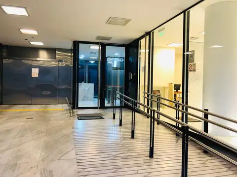 Venta con Renta Oficina Libertador 6680 - 75Mts2. c/Divisiones y  1Coch IMPECABLE