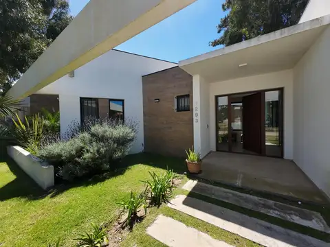 Casa en Alquiler Temporal de 3 dormitorios