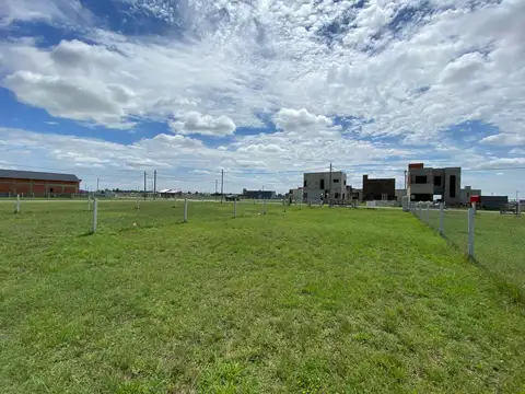 Terreno en Venta 30  mts Fondo