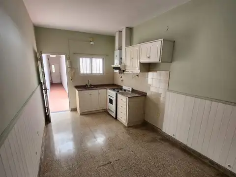 Casa en Alquiler en Echesortu, $ 400.000