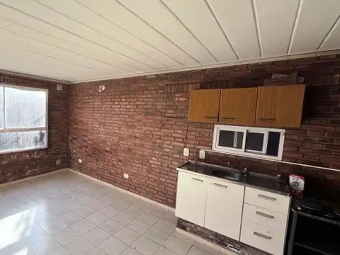 Laprida 2200 , Piso 1