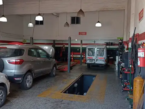 Avenida Calle Real 2100