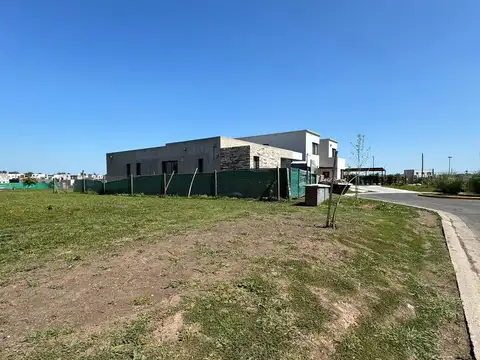 Terreno en Venta en Pilar Del Este, USD 26.500