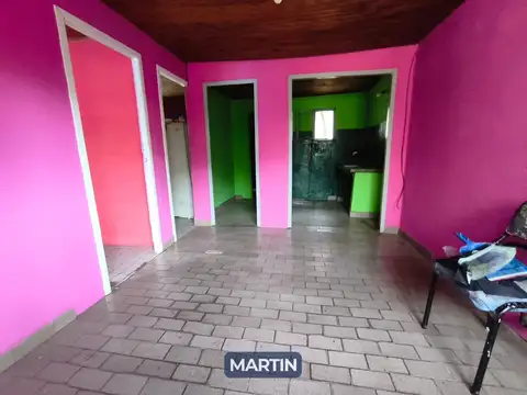 Casa 3 ambientes con 1 baño