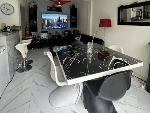 Depto Tipo Casa en Venta en Versalles, USD 119.900