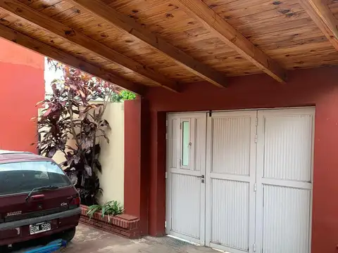 Casa en Venta en Parque Casado, USD 65.000