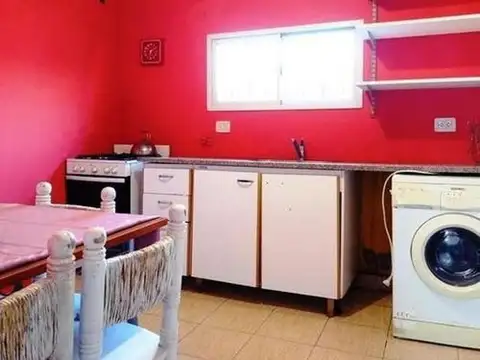 Casa 3 ambientes con 1 baño