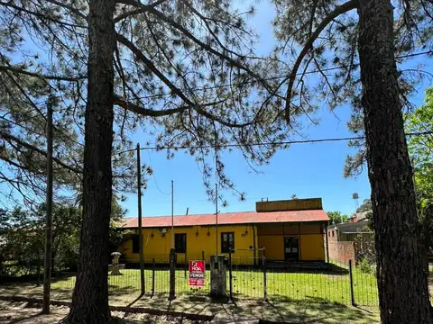 Casona en Pueblo Liebig - E. Ríos