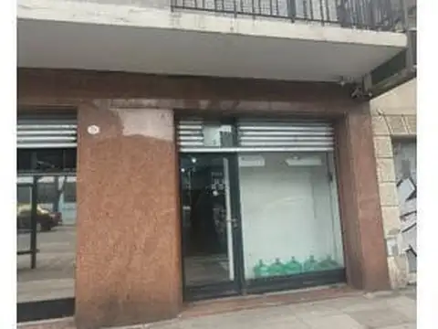 Avenida Forest al 700