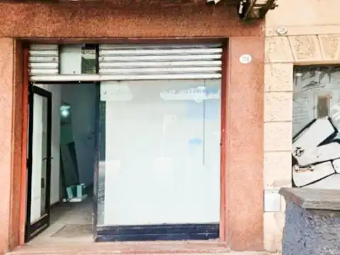 Local en Venta en Chacarita, USD 135.000