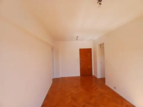 Departamento en Alquiler en Floresta, $ 570.000